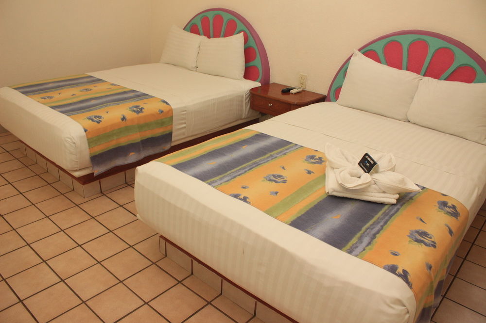 Am Amakal Hotel & Park Санта Крус Уатулко Екстериор снимка